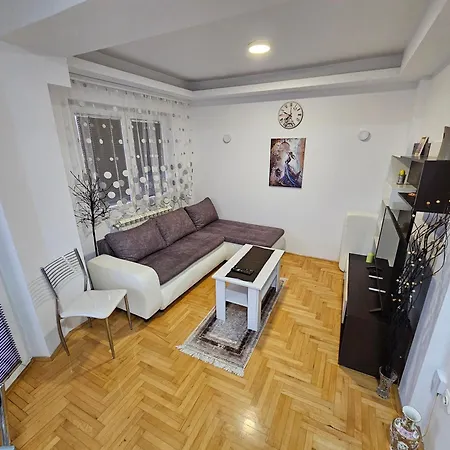 Apartament Iskra *